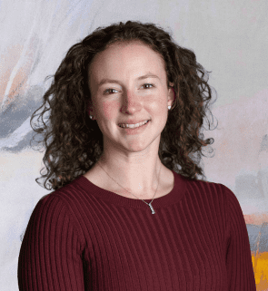 Samantha Burns Headshot
